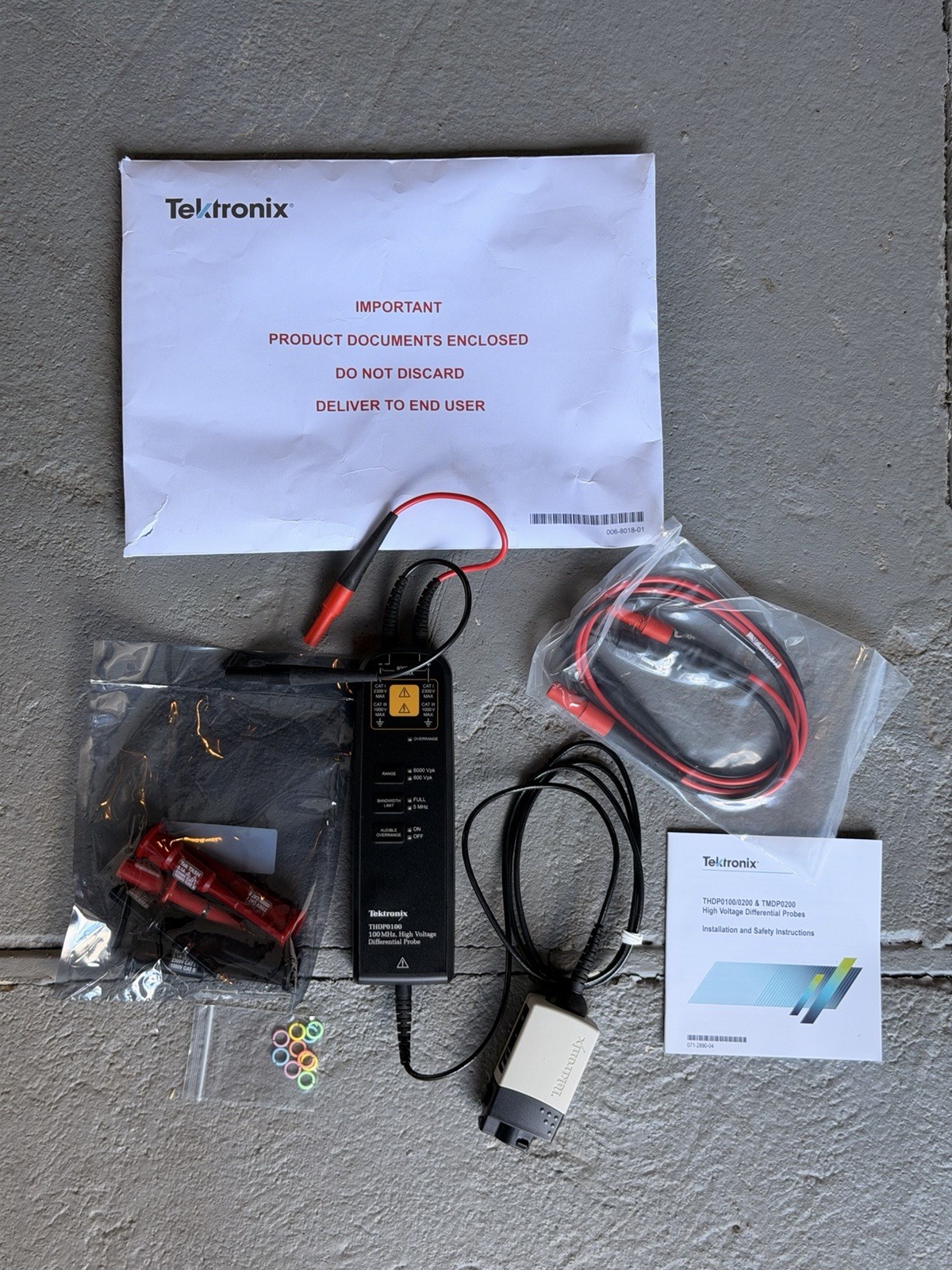 Tektronix THDP0100 High Voltage Differential Probe 6000V 100MHz