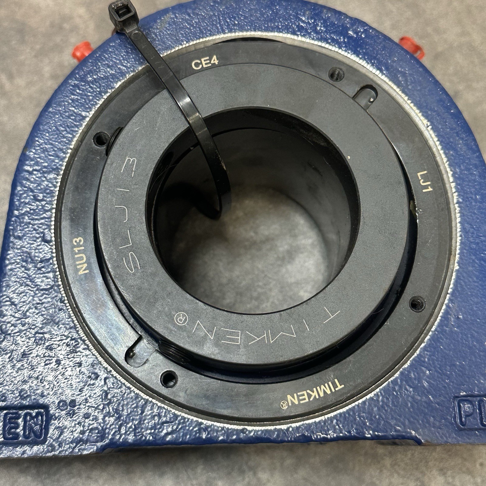 Timken 10001 Pillow Block Roller Bearing Cast Steel Durable 2.5″ Bore