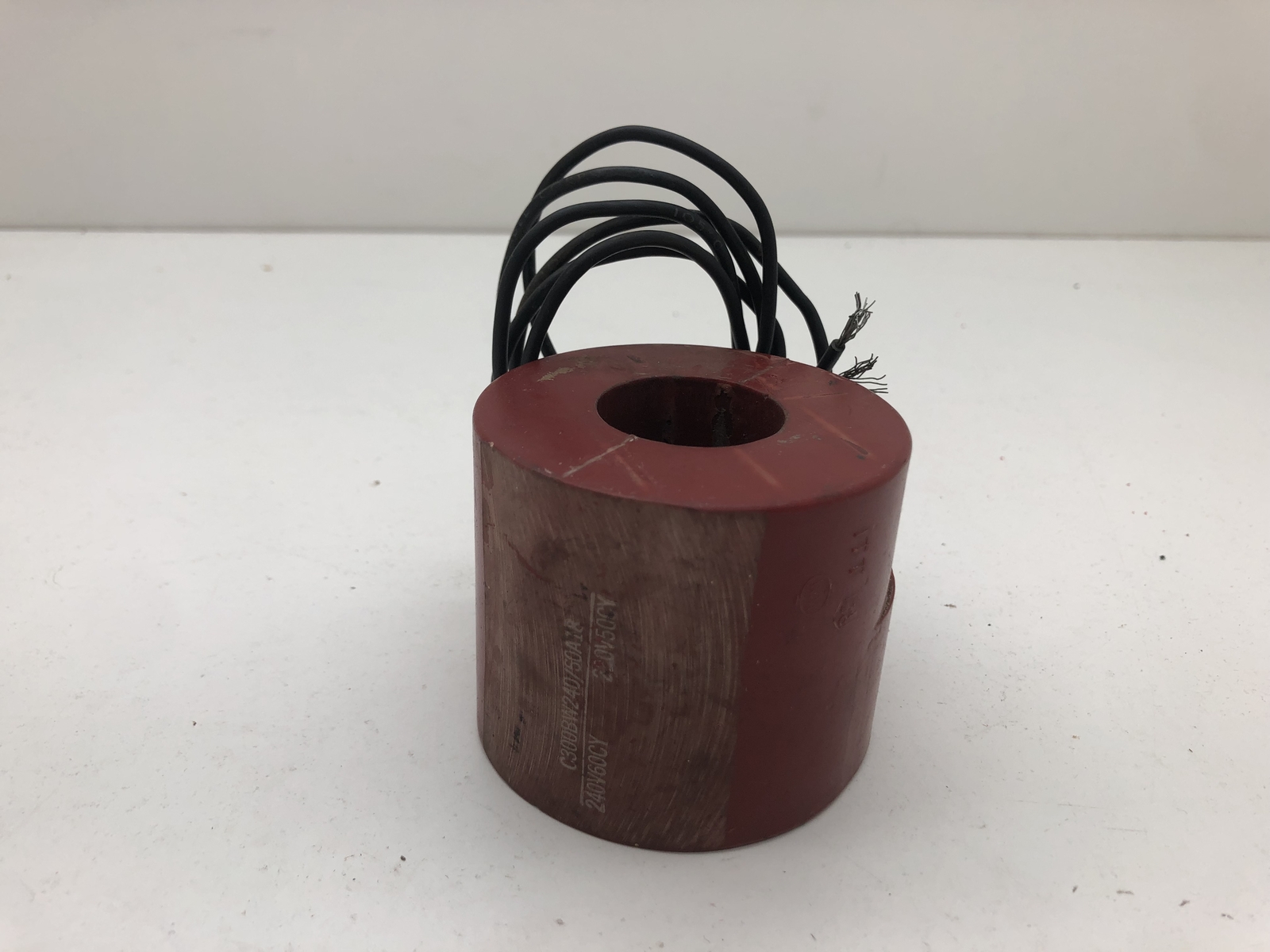 ITT GENERAL CONTROLS C300BW240/60A18 SOLENOID COIL