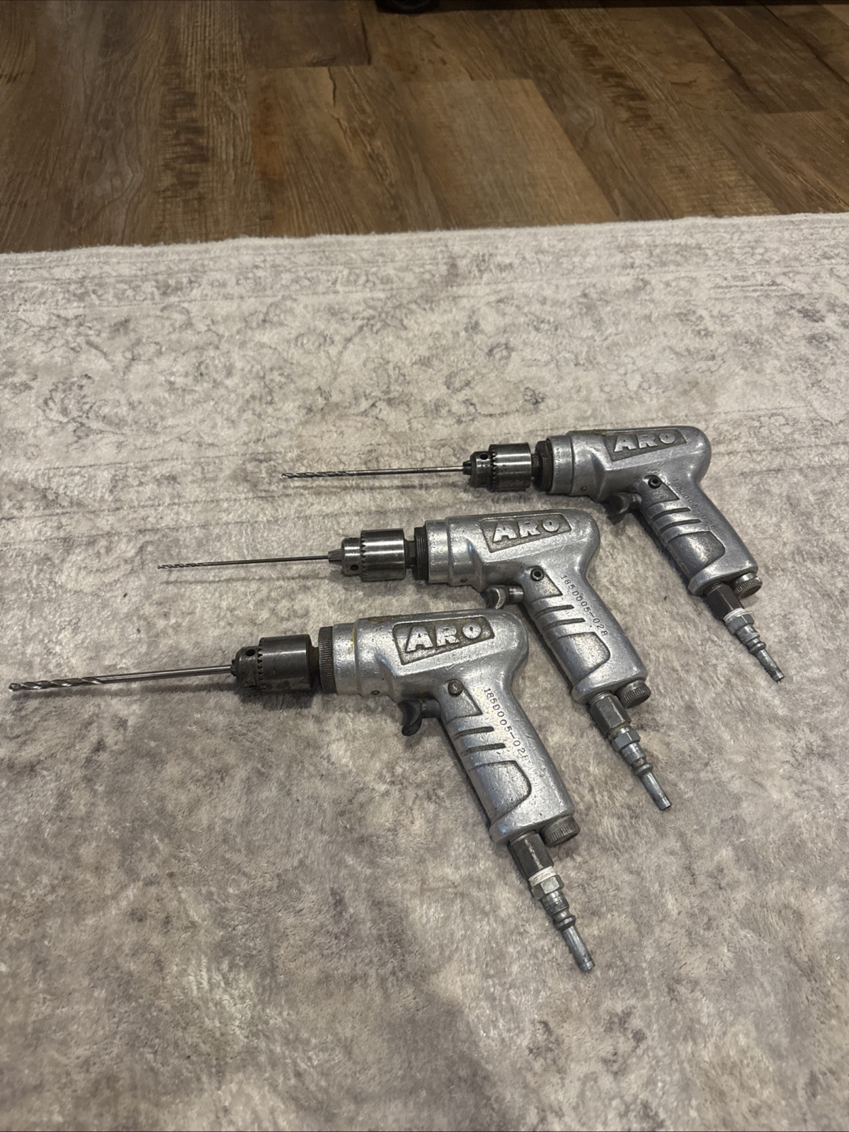 ARO Model 7364-D Pistol Grip 1/4″ Pneumatic 3000 RPM Air Drill Lot Of 3 Working