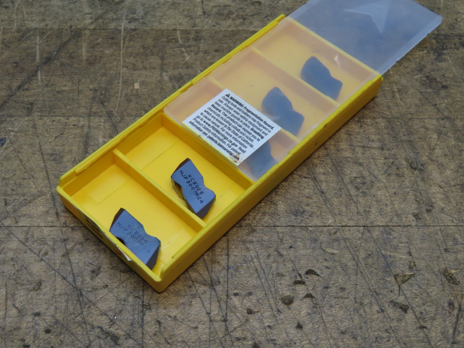 2 New Kennametal NJF3007R24 KC5025 carbide top notch threading insert