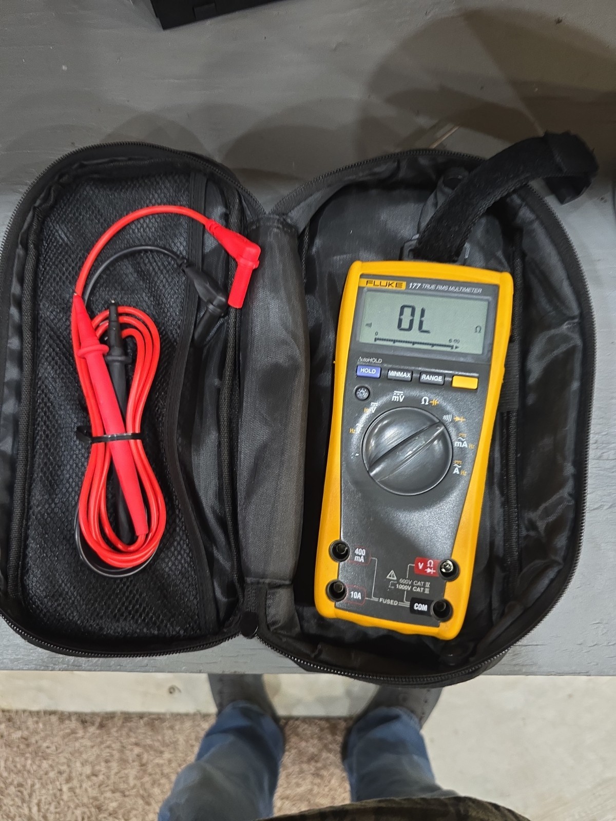 Fluke 177 True RMS Handheld Digital Multimeter with New Leads