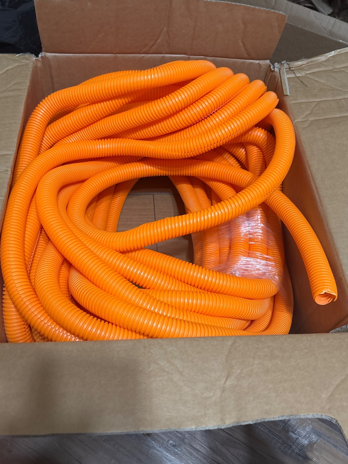 Split Wire Loom Flex Tubing Cable Conduit Polyethylene 100 feet 1” tubing