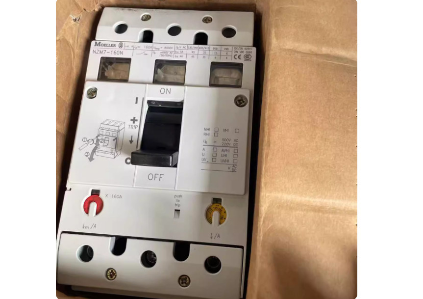 New 1PCS FOR MOELLER Molded Case Circuit Breaker NZM7-160N in box amk