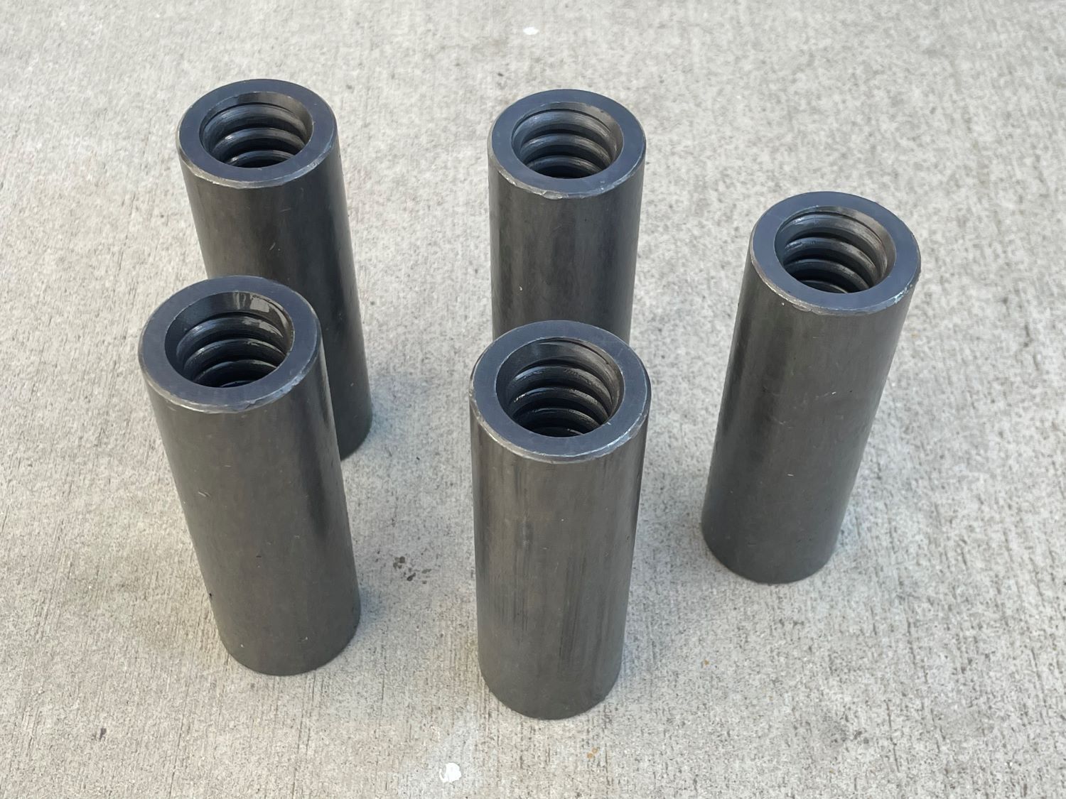 Sandbaggy 1″ Coil Rod Coupler – Round Threaded Coupling Nuts