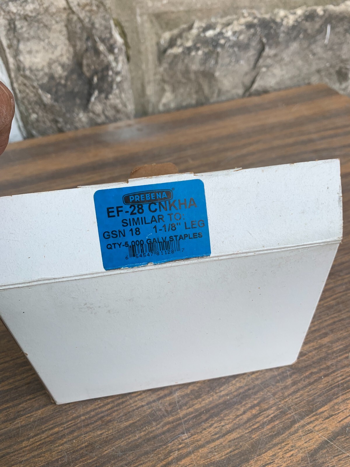 10000 Piece 1 1/8″ Narrow Crown Galvanized Staples Similar To GSN18 Prebena New