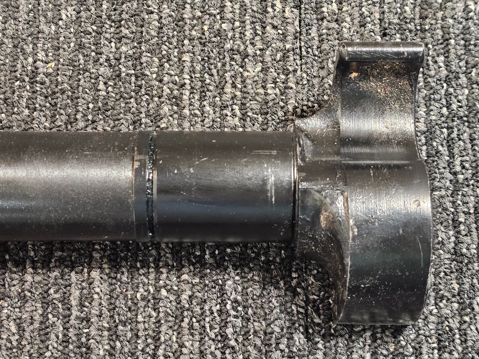 Brake Camshaft 29-inch long C11-1301 C24A301391R, Black