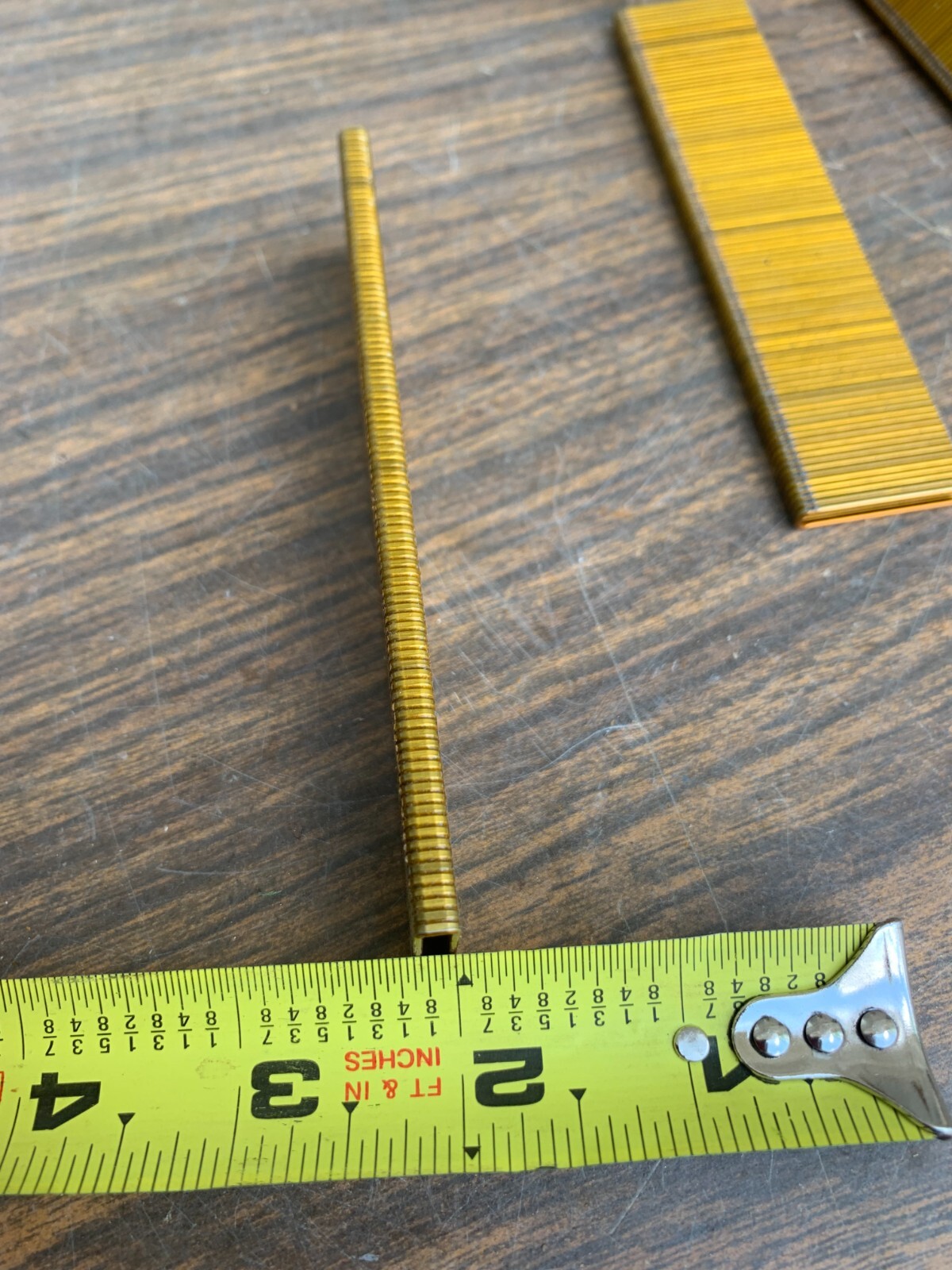 10000 Piece 1 1/8″ Narrow Crown Galvanized Staples Similar To GSN18 Prebena New
