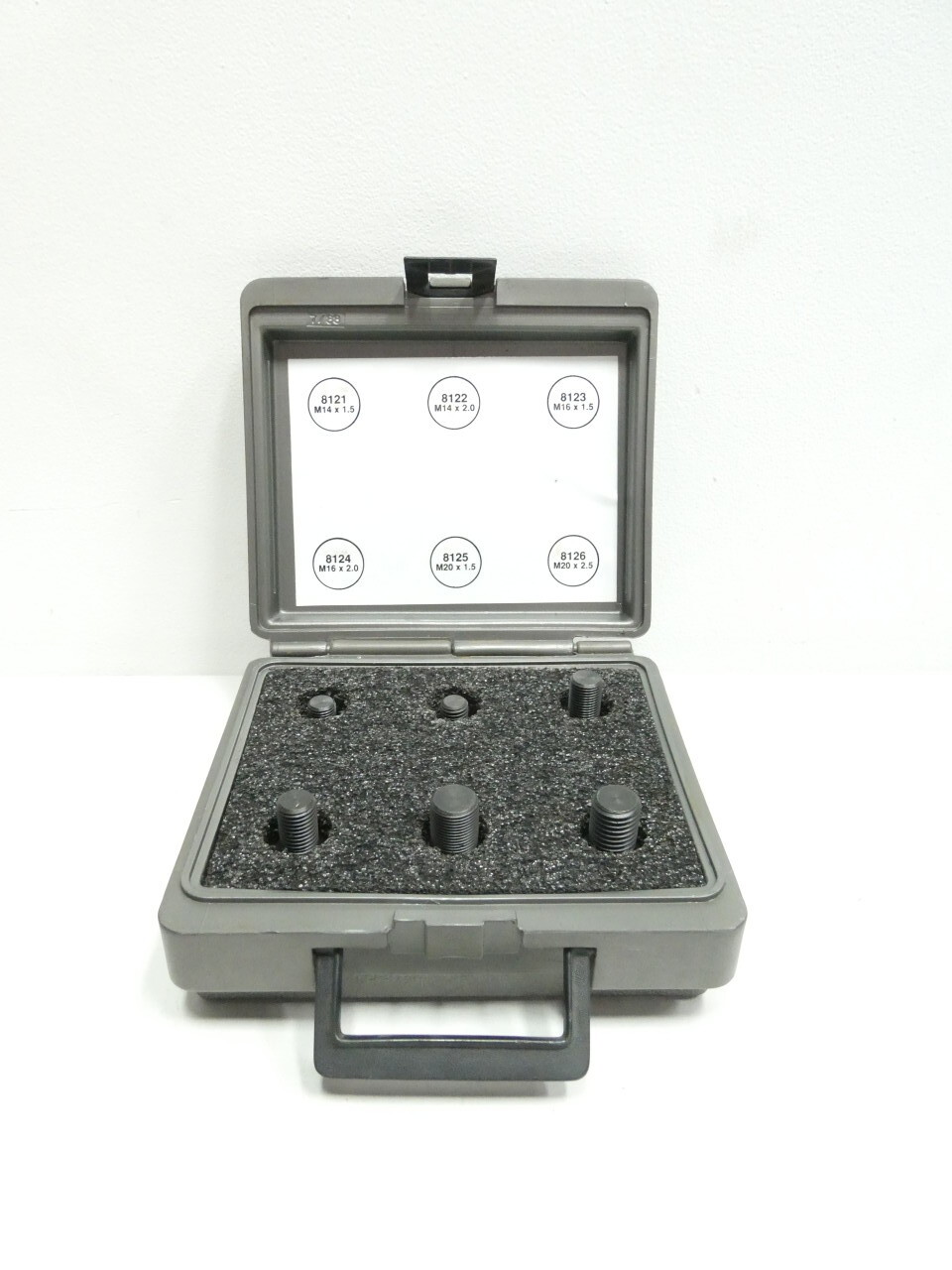 Otc 8120 Male Metric Adapter Set 5/8-18