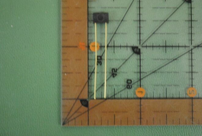 AVX GLASS CAPACITOR RADIAL 47pf 300v 5% CY06C470J GOLD LEADS STABLE -55’/125’C