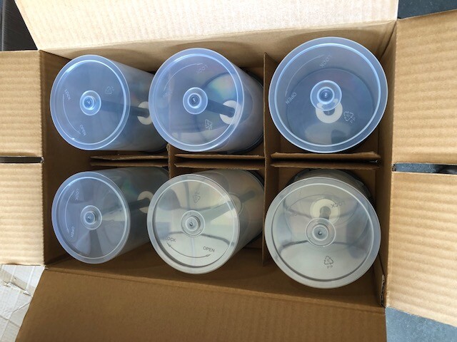 6 PCS 100-CD SPINDLE/CAKE BOX, EACH HOLDS 100 CDS EACH- PSC130 FREE SHIPPING