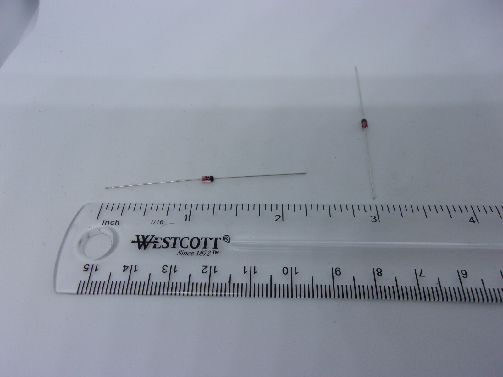 20 Pcs Pack Lot Silicon Planar Zener Diodes 1/2W 0.5W DO-35 Package DIP – 3V9