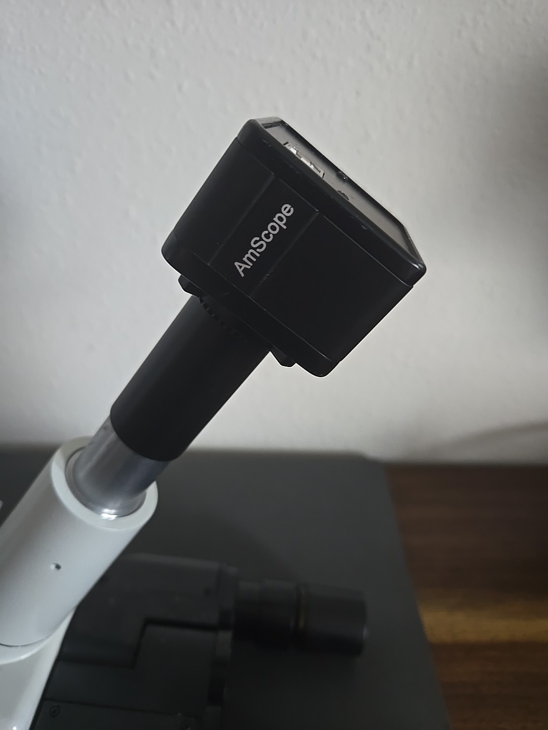 AmScope MD1900 19 MP Microscope Camera USB 19.80mm ID Optic w Omax View Head