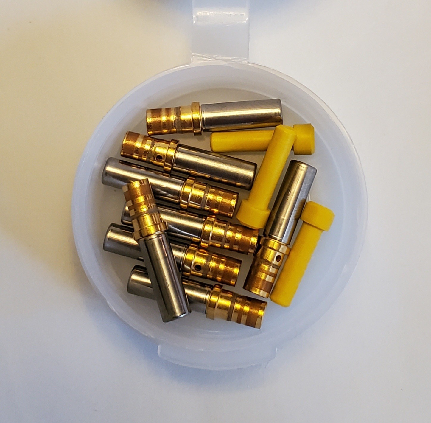 Lot of 8 Contact Sockets 12-14AWG M39029/5-118 and 3 Sealing Plugs