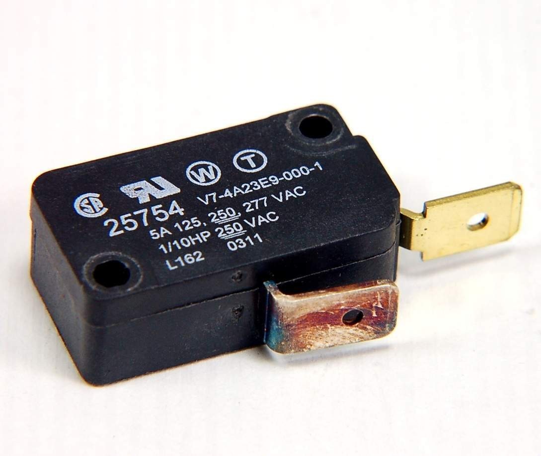 Lot of 2 – Honeywell- V7-4A23E9-000-1 – Switch, Micro, Pin Plunger. SPST NO New