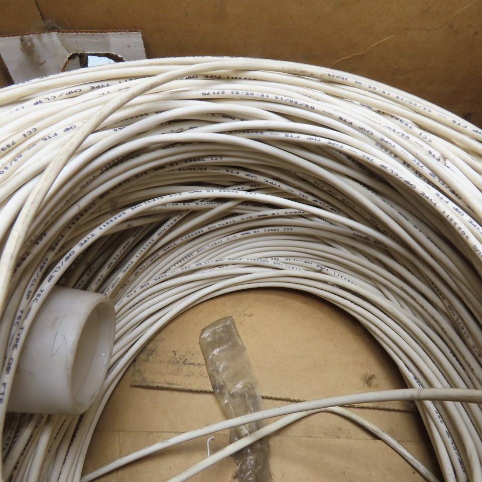 Signal Electronic Cable 75903 18/3 Shielded Plenum CMP Signal Cable 900ft Box