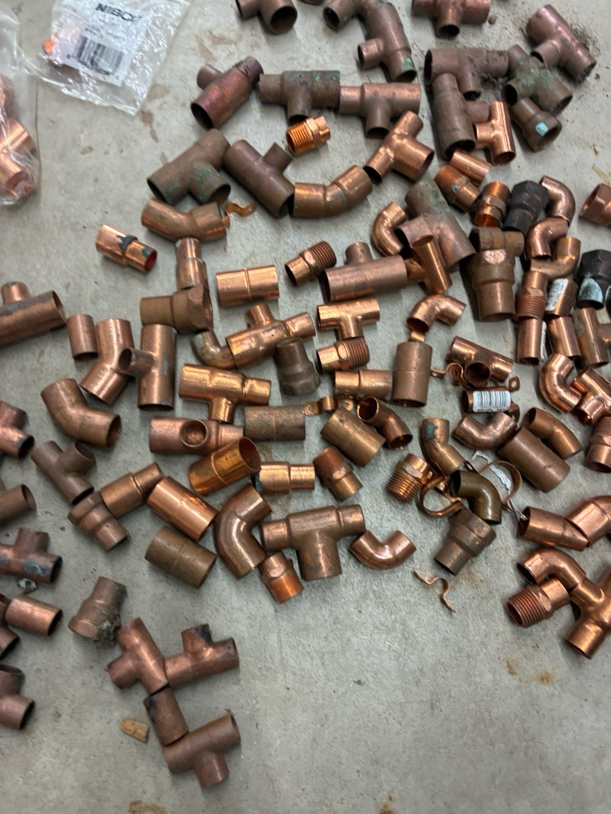 Lot Of 200+ COPPER SWEAT / Solder FITTINGS Tees, Elbows, Couplings