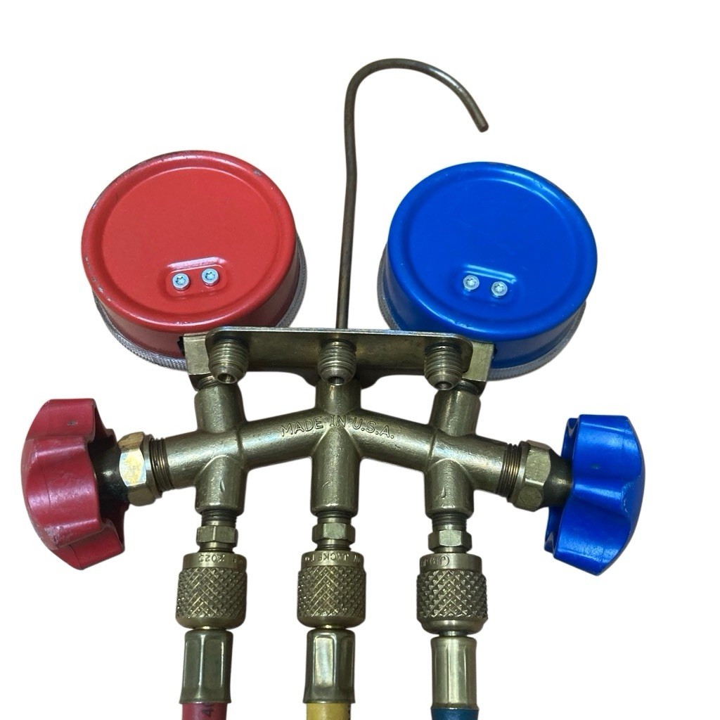 JB INDUSTRIES Just Better M2-22831 Brass Manifold Gauges 2 Valve 3 Hoses USA