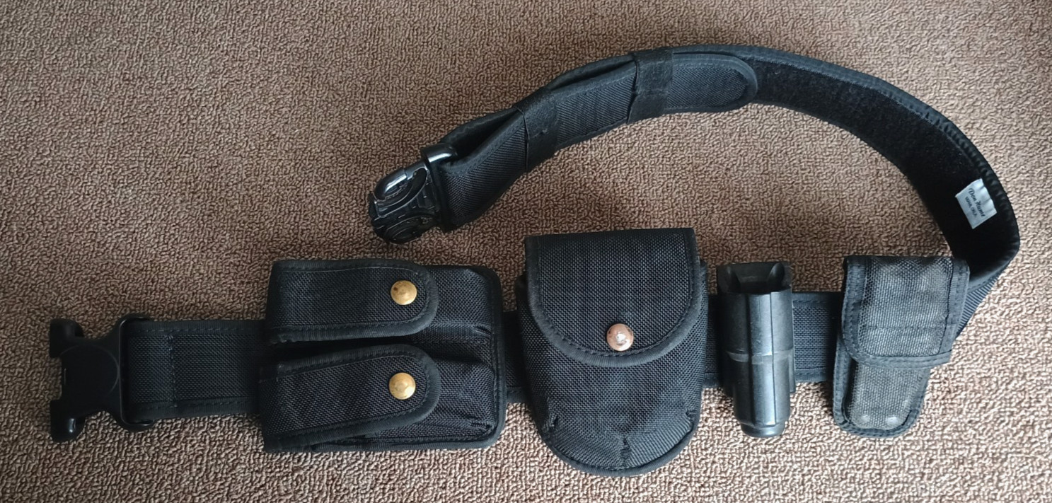 Don Hume Duty Belt Police Tactical Security Utility Nylon With Accessories Cuffs