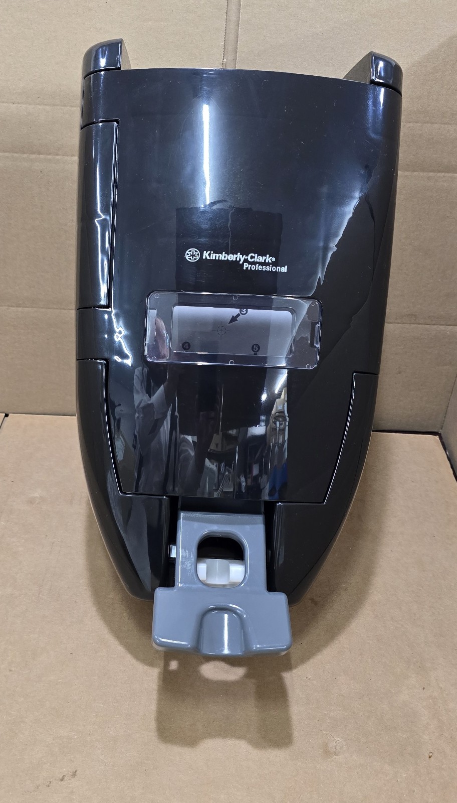 BRAND NEW Kimberly Clark Professional Skin Care Dispenser 92013