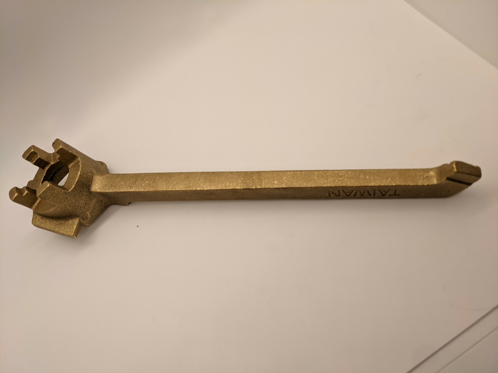 WESCO 3AY71G Drum Plug Wrench 9 Inch Length Offset