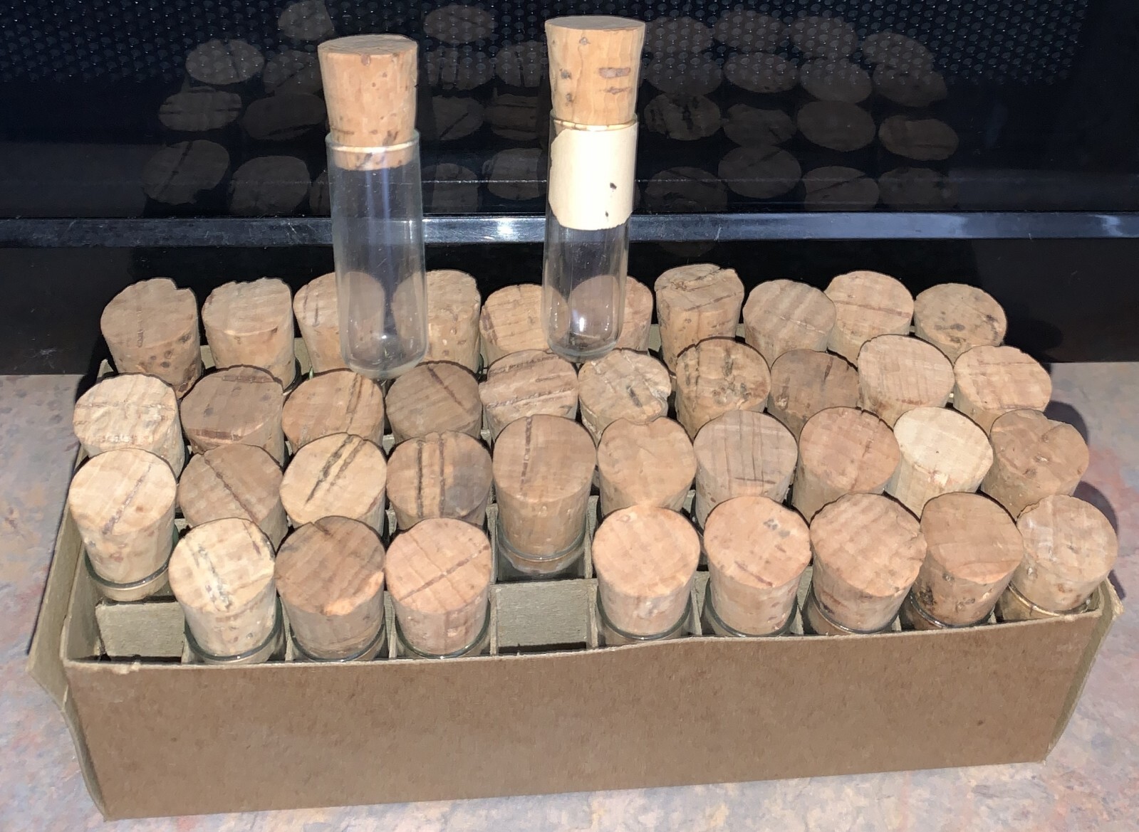 40 Vintage/Antique Glass Vials W/Cork Tops~Original Divided Stapled Box~2 3/4″