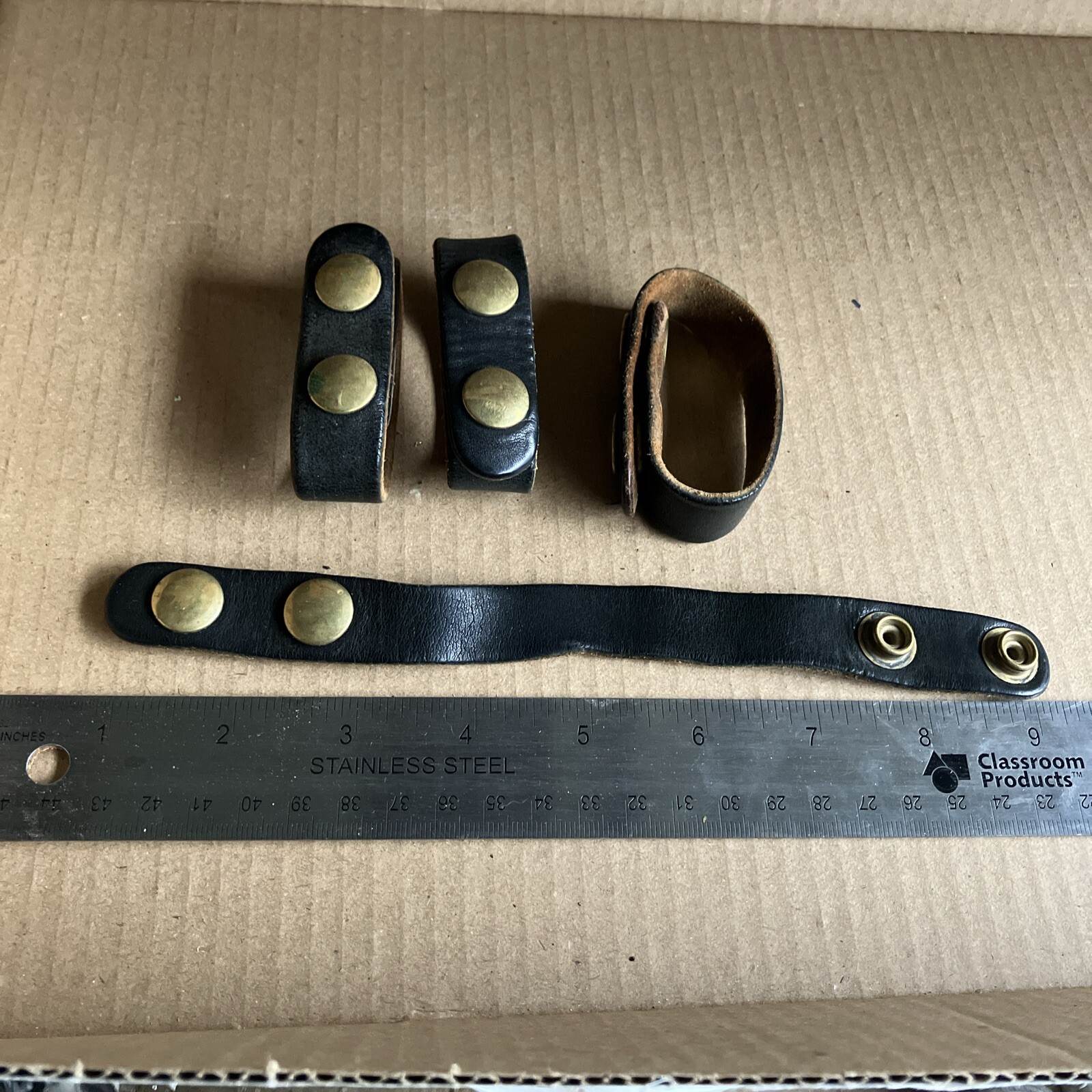 Four Black Leather Double Snap Duty Belt Keepers Duty Gear Equipment Holder