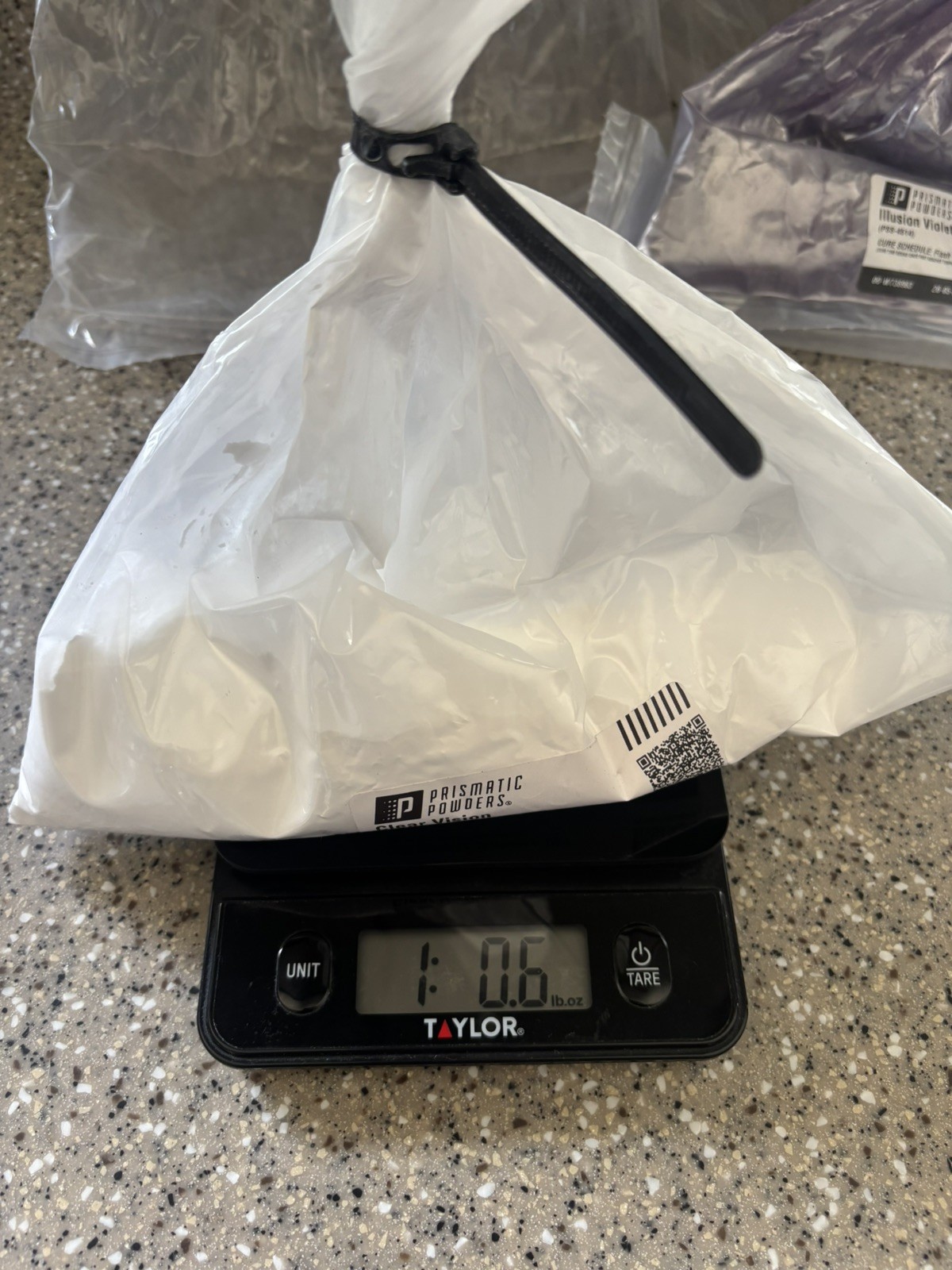 Prismatic Powders – Illusion Violet (PSS 4514), Clear Vision, (PPS-2974)