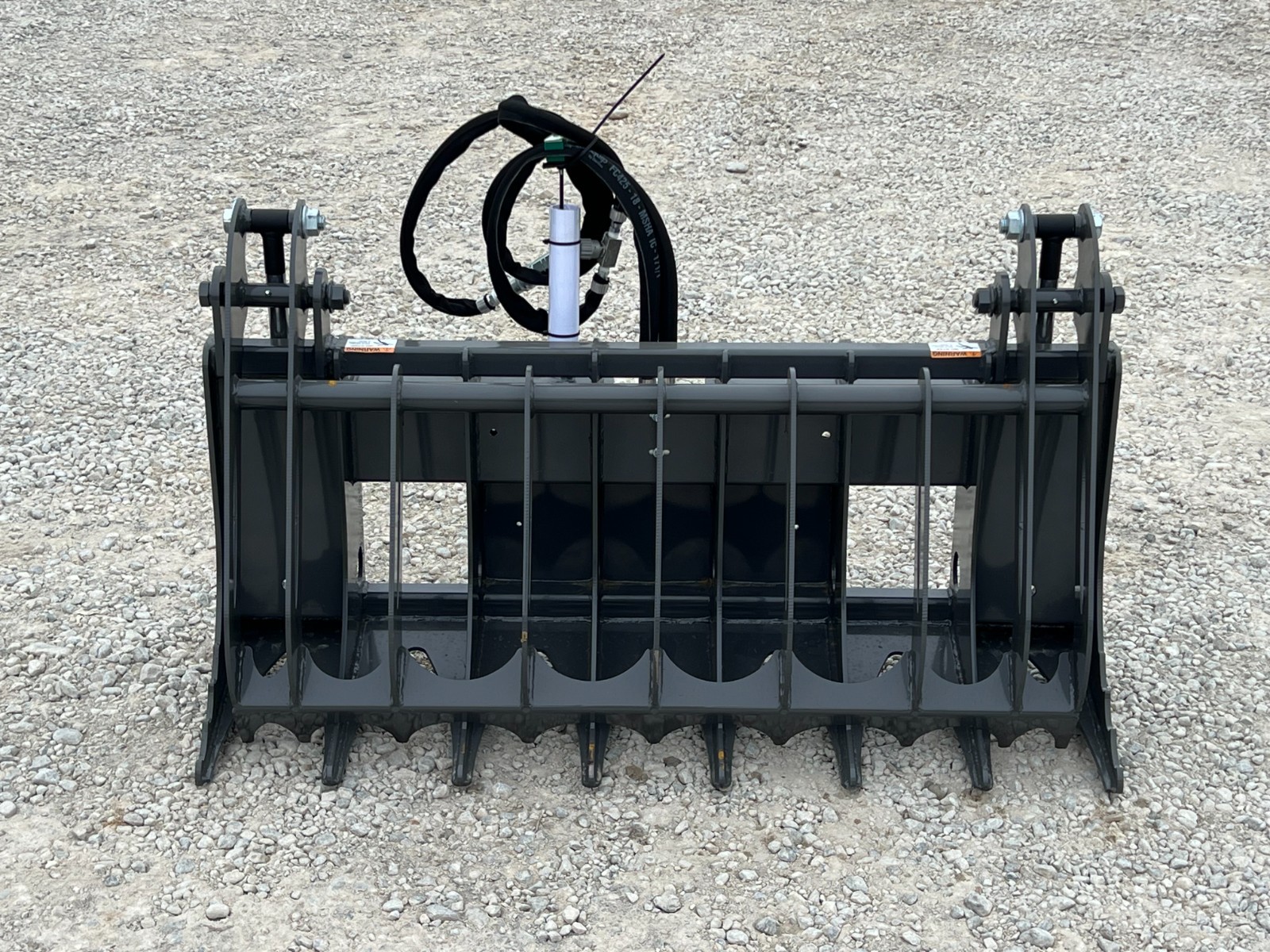 Berlon 56″ Mini Root Rake Brush Grapple Fits Mini Skid Steer Toro Kubota SCL USA