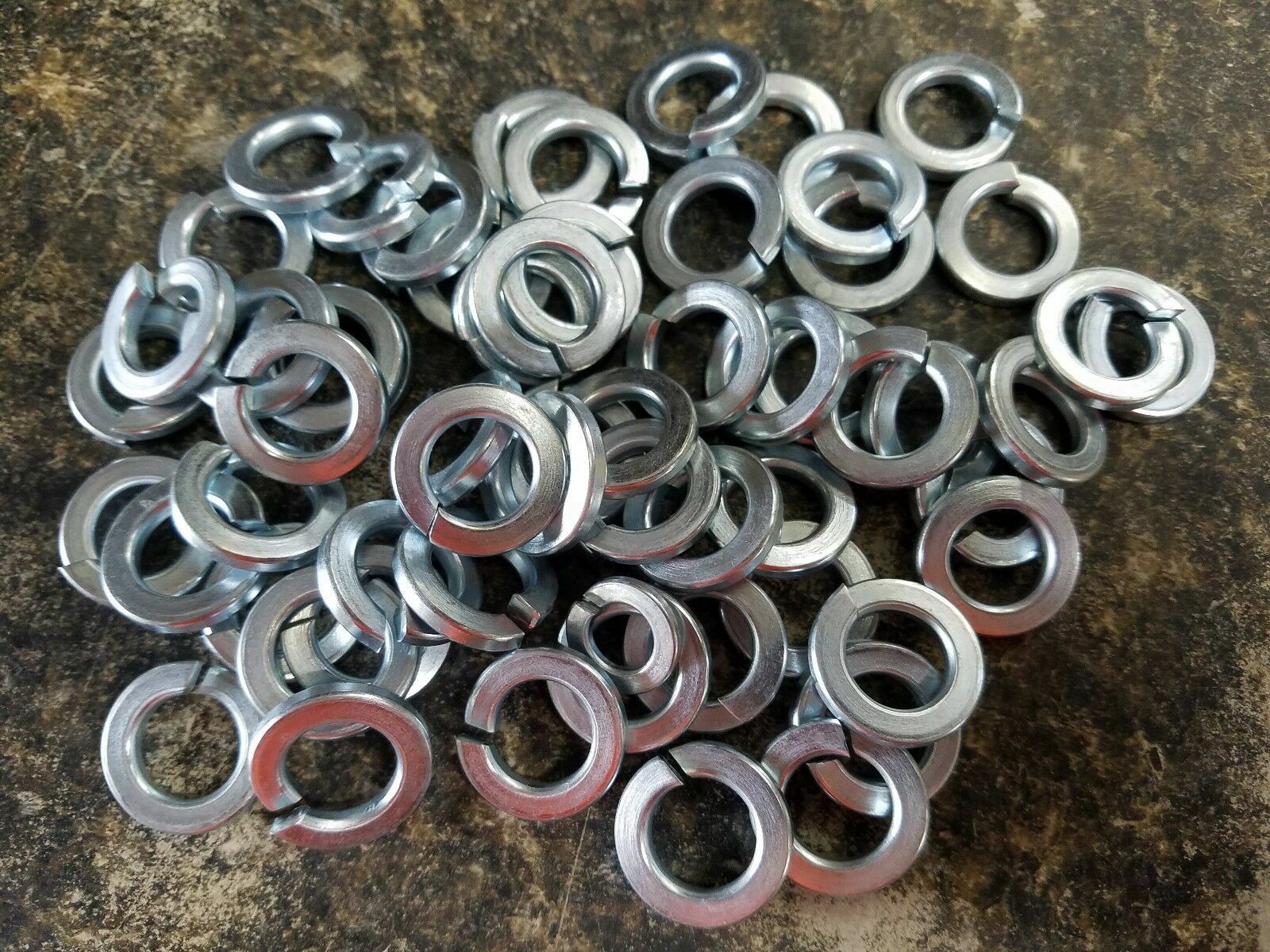3/8″ Lock Washers Zinc Plated