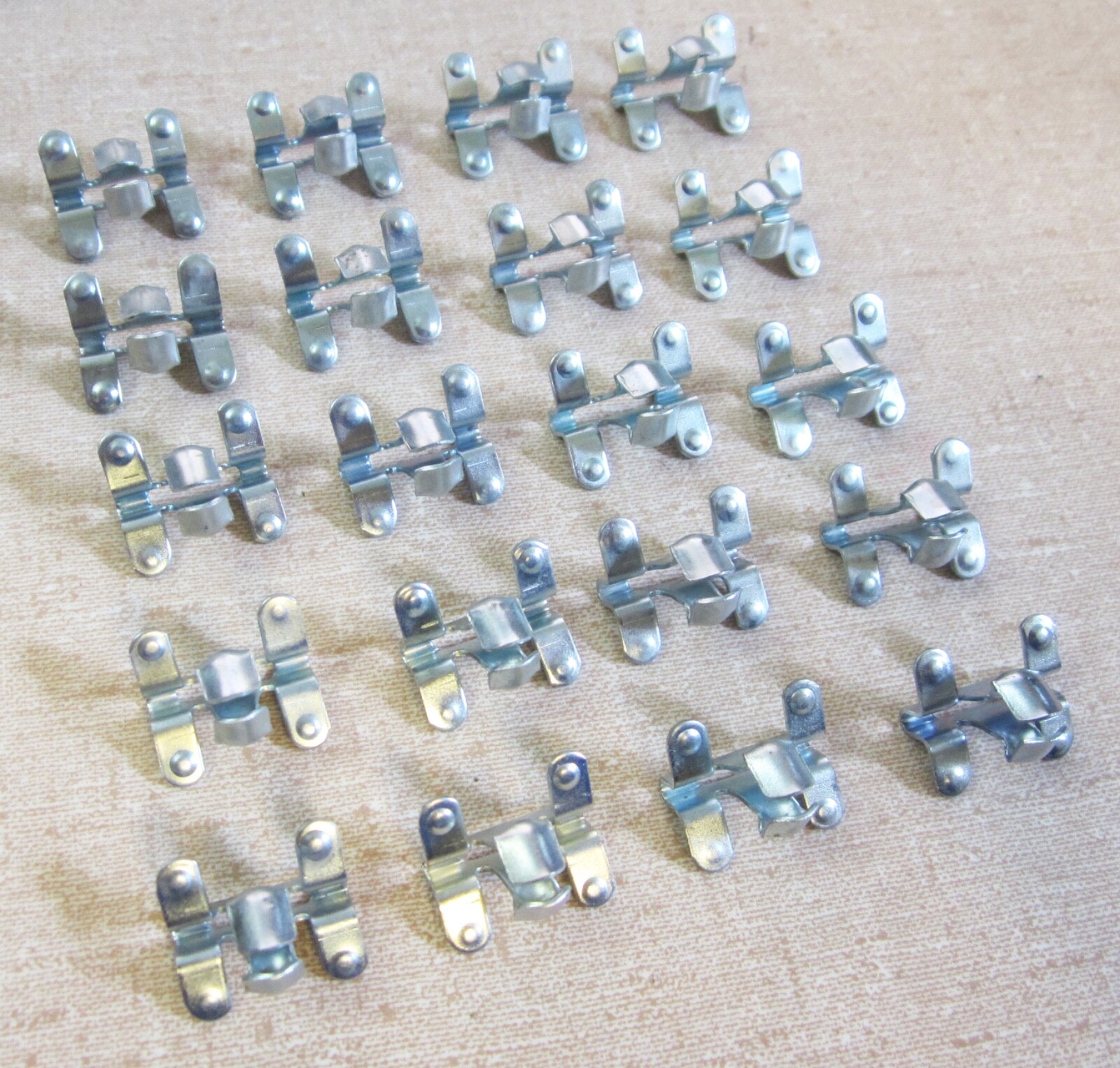 20 PACK of 1/4 Turn Metal Retainer Clip Fasteners for Ballast Cover/Reflectors