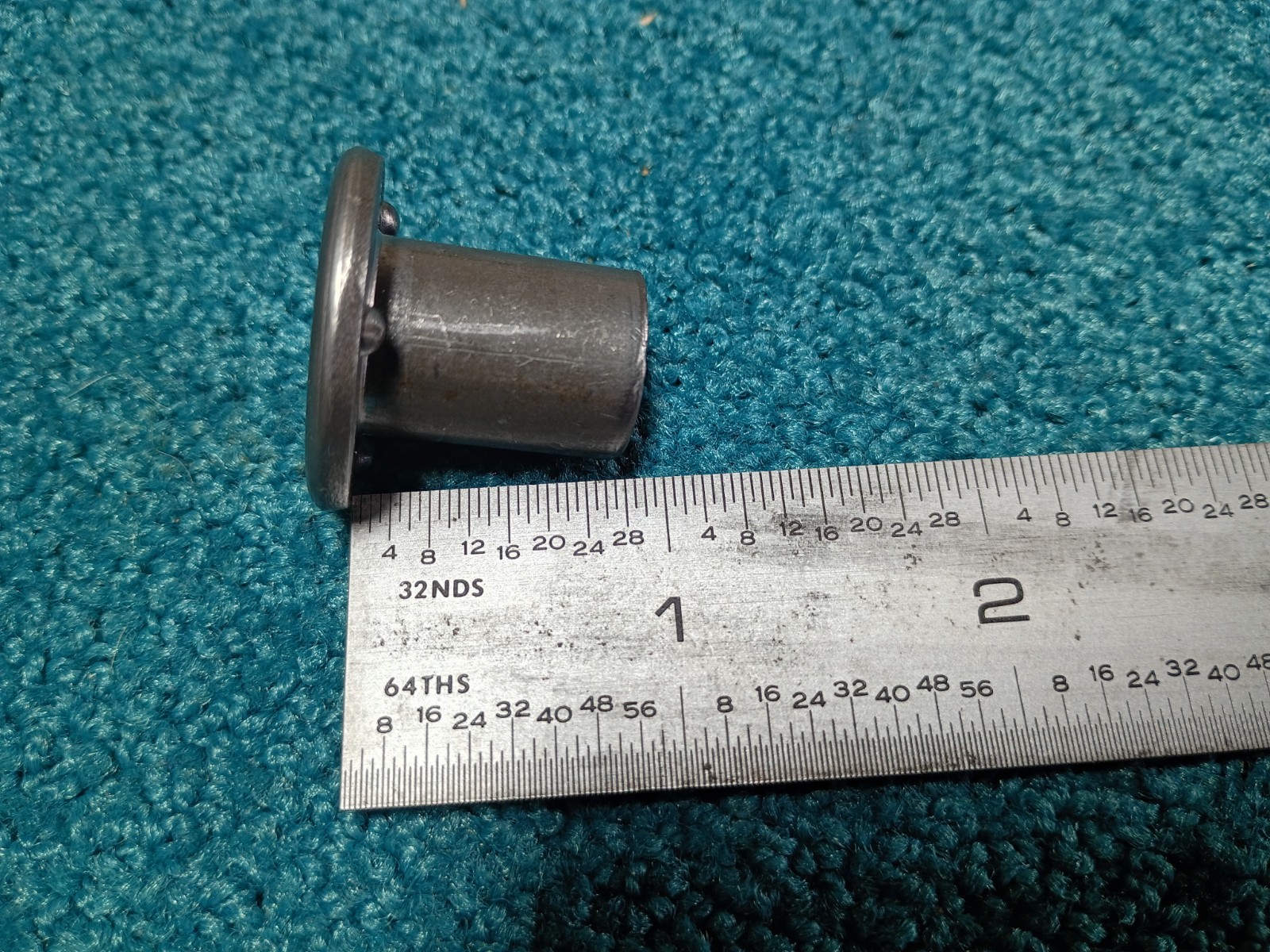 Round Base Projection Style Weld Nuts M12x1.75 Steel, 5/8″ Hole/drill Size. 8PK