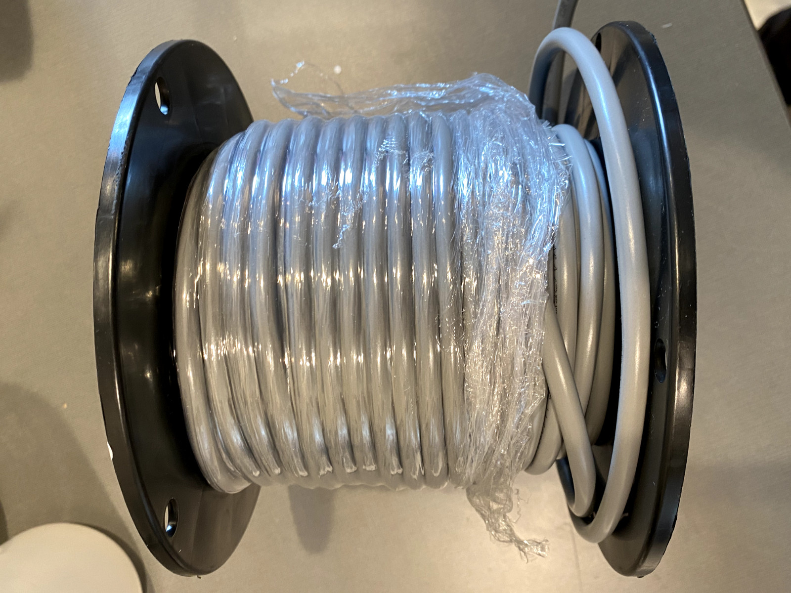 4 Con Multi Conductor Cable Gray 20 AWG 100.0′ (30.5m) C6353A.41.10 Prysmian GRP