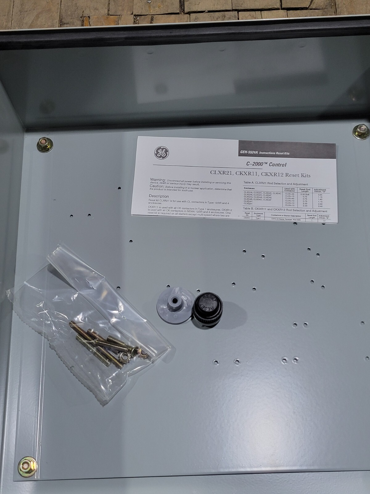 GE CLXE2F Accessory Enclosure Kit C-2000 Control CL05-10 Type 12/3R 0.75 Bolt