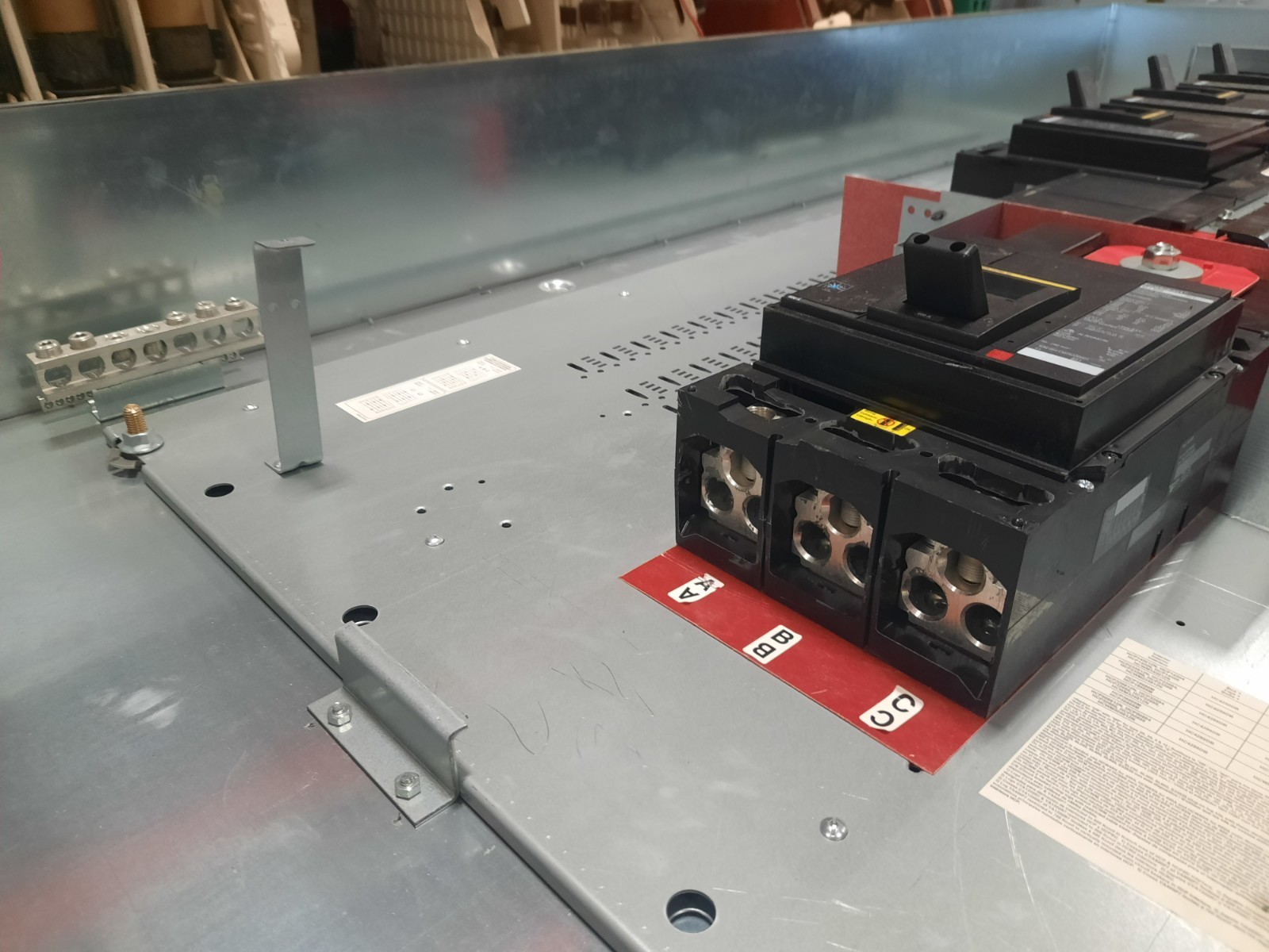 Square D I-Line Panelboard – 600A 480V 3PH 3W MCB – Indoor – Used