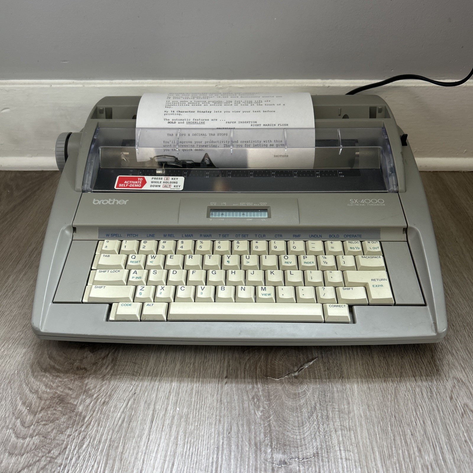 Brother SX-4000 Electronic Typewriter Daisy Wheel w/ LCD Display Tested Works