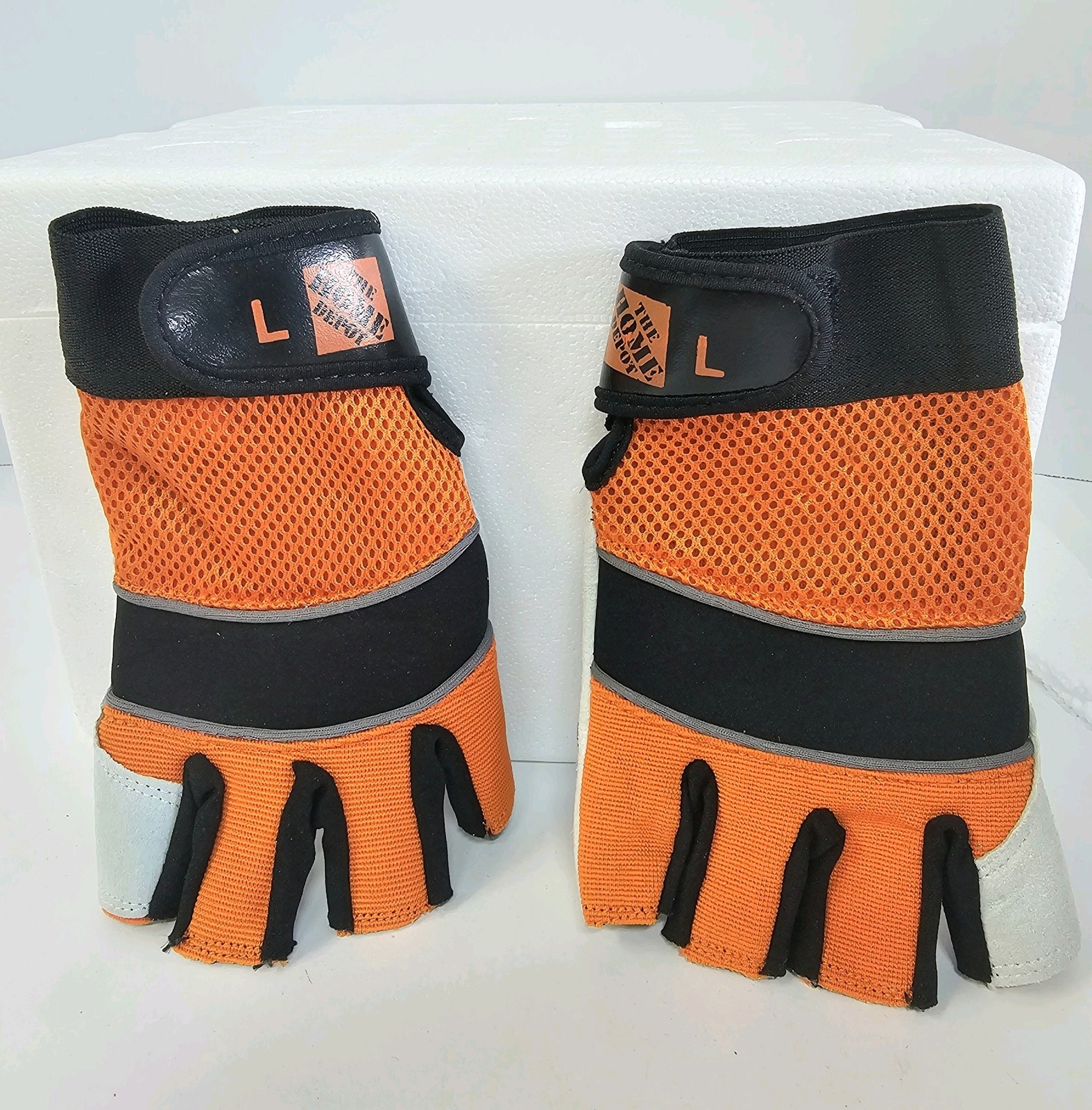 The Home Depot Fingerless Work Gloves Size Large, New!