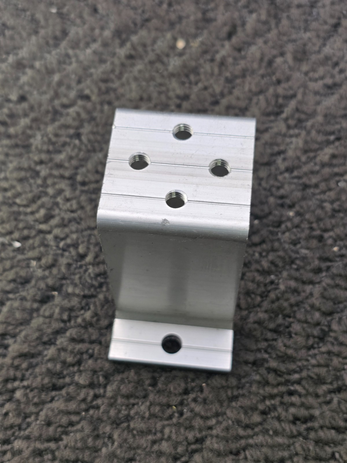 Heavy Duty U-Shaped Metal Mounting Bracket Support 3-1/4″ x 3-5/8″ x 2″