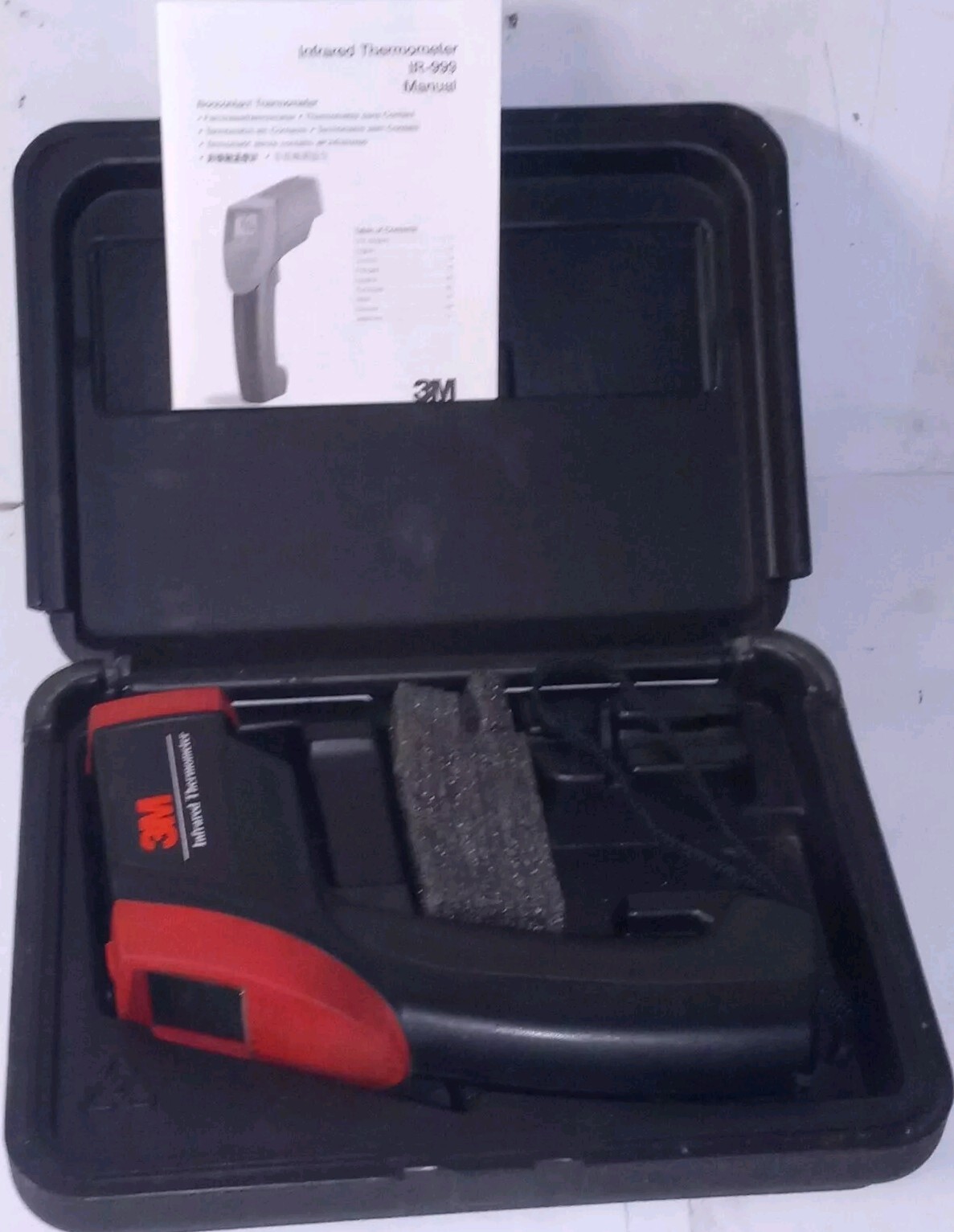 3M Infrared Noncontact Thermometer IR-999 In Hard Case TESTED Works Great Used