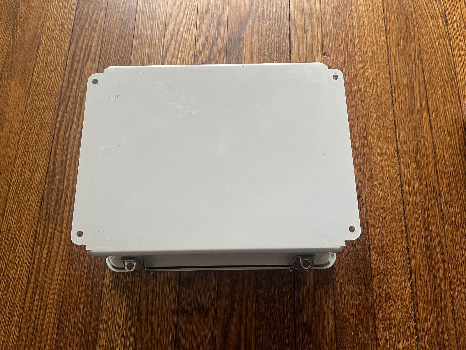 WIEGMANN HW-J121005FCHQRWW Enclosure,12″ H x 5″ D x 10″ W 52XA40 Open Box