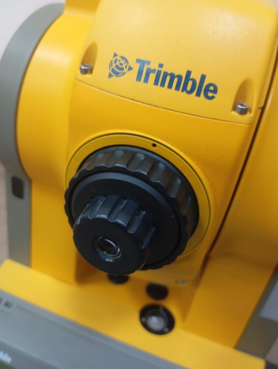 Trimble / Total Station / 3600 Series / 3603 DR