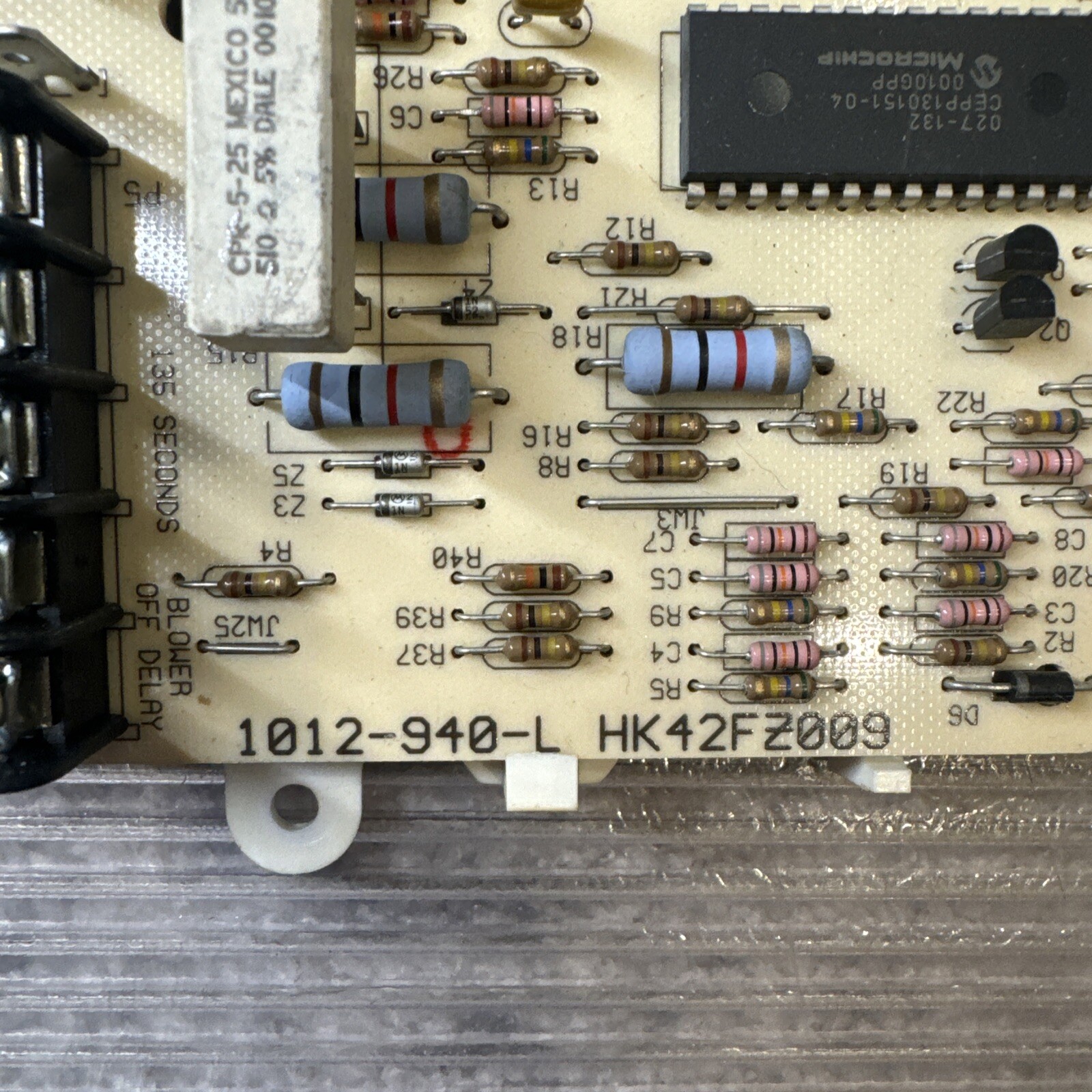 Carrier Bryant 1012-940-L Furnace Control Circuit Board HK42FZ009