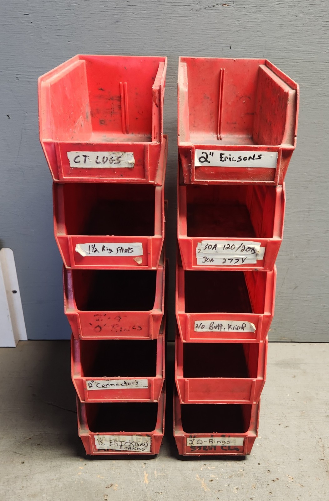 (Lot of 4) Akro Mils and LINBIN 30-230-3 Bin RED L: 10.875″ W: 5.5″ H: 5″ 30230