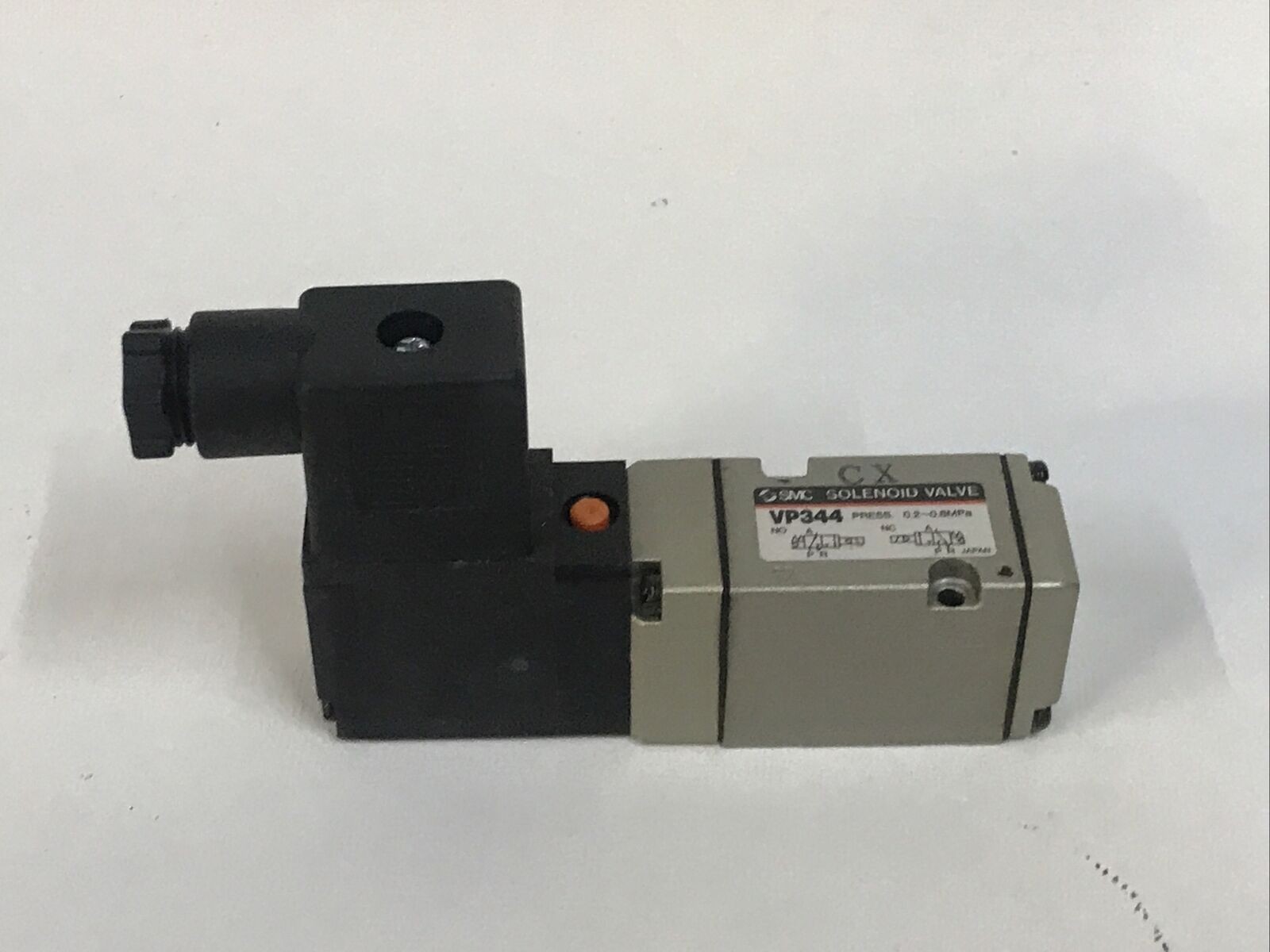 SMC VP344 Solenoid Valve 0.2-0.8MPa 21-26VDC