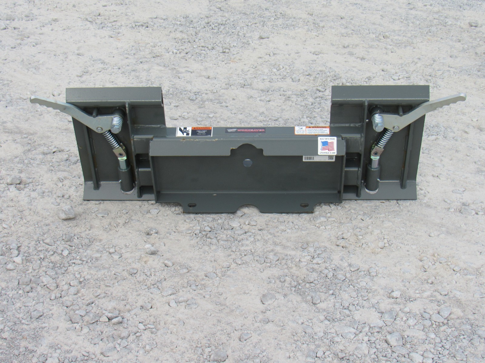 Mini Universal to Full Size Standard Skid Steer Adapter Conversion USA 835010