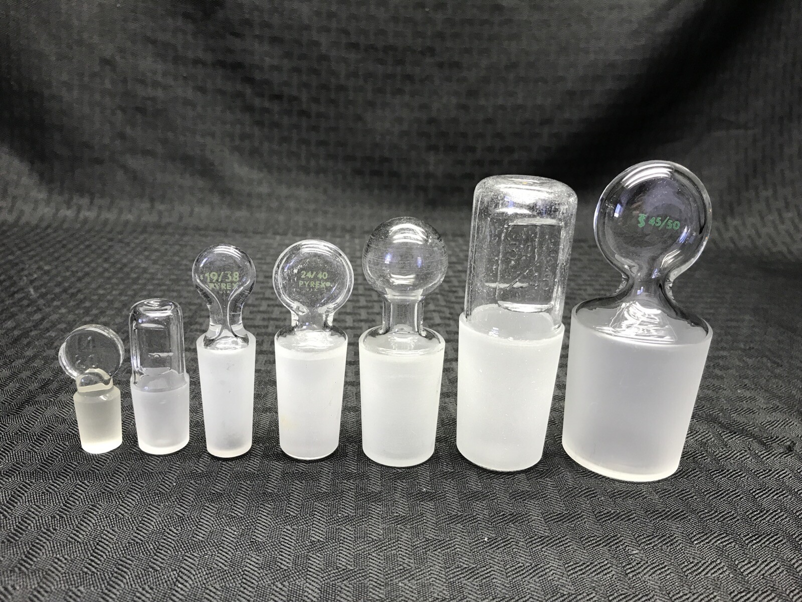 Full Length Glass Stopper in Sizes 14/20 19/22 19/38 24/40 29/42 34/45 45/50