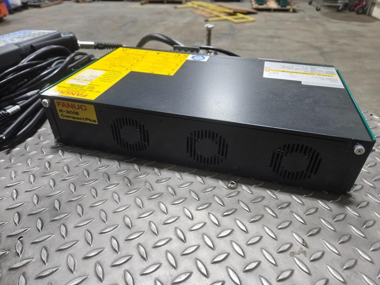 2021 Fanuc SR-6iA Robot with Teach Pendant SCARA 6 kg / 650mm Reach