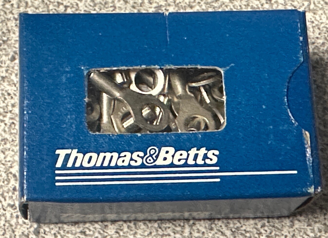 NEW 100 pack Thomas & Betts A18-10 STA-KON 22-18 AWG RING Terminal Connector