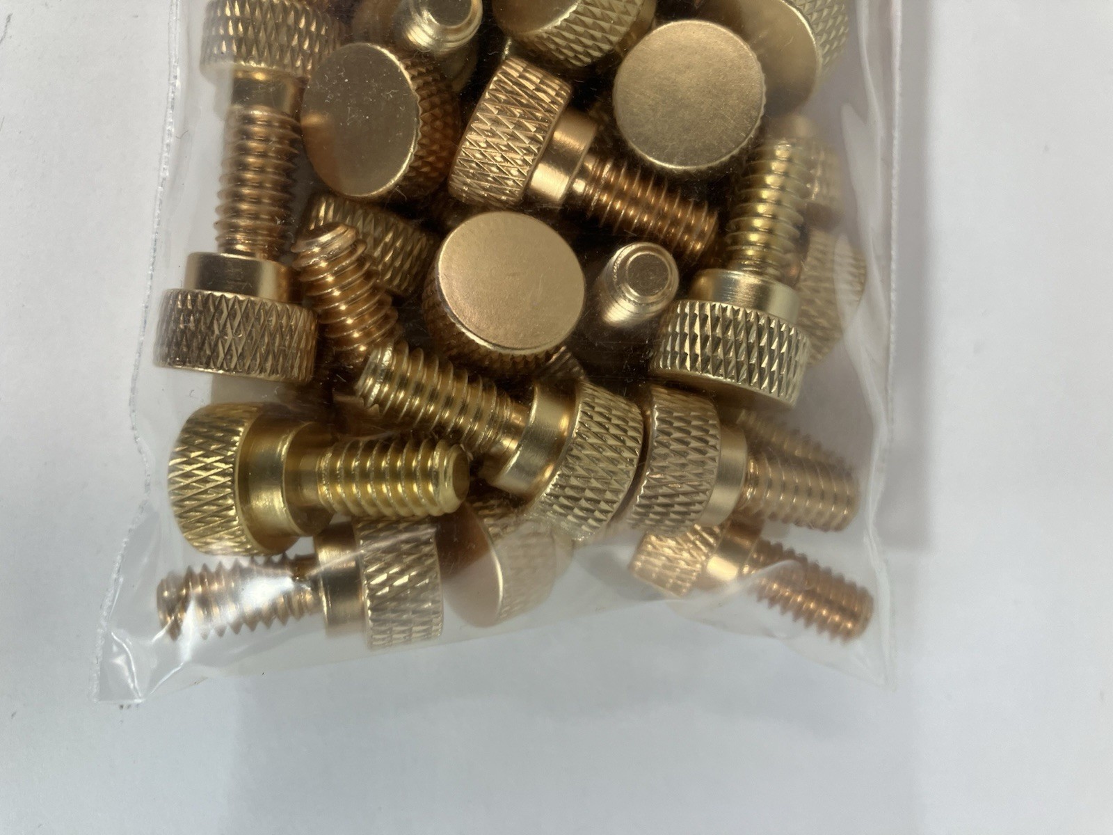 1/4-20 x 1/2″ Knurled Thumb Screws 50 Pieces Aluminum Gold Anodized Finish