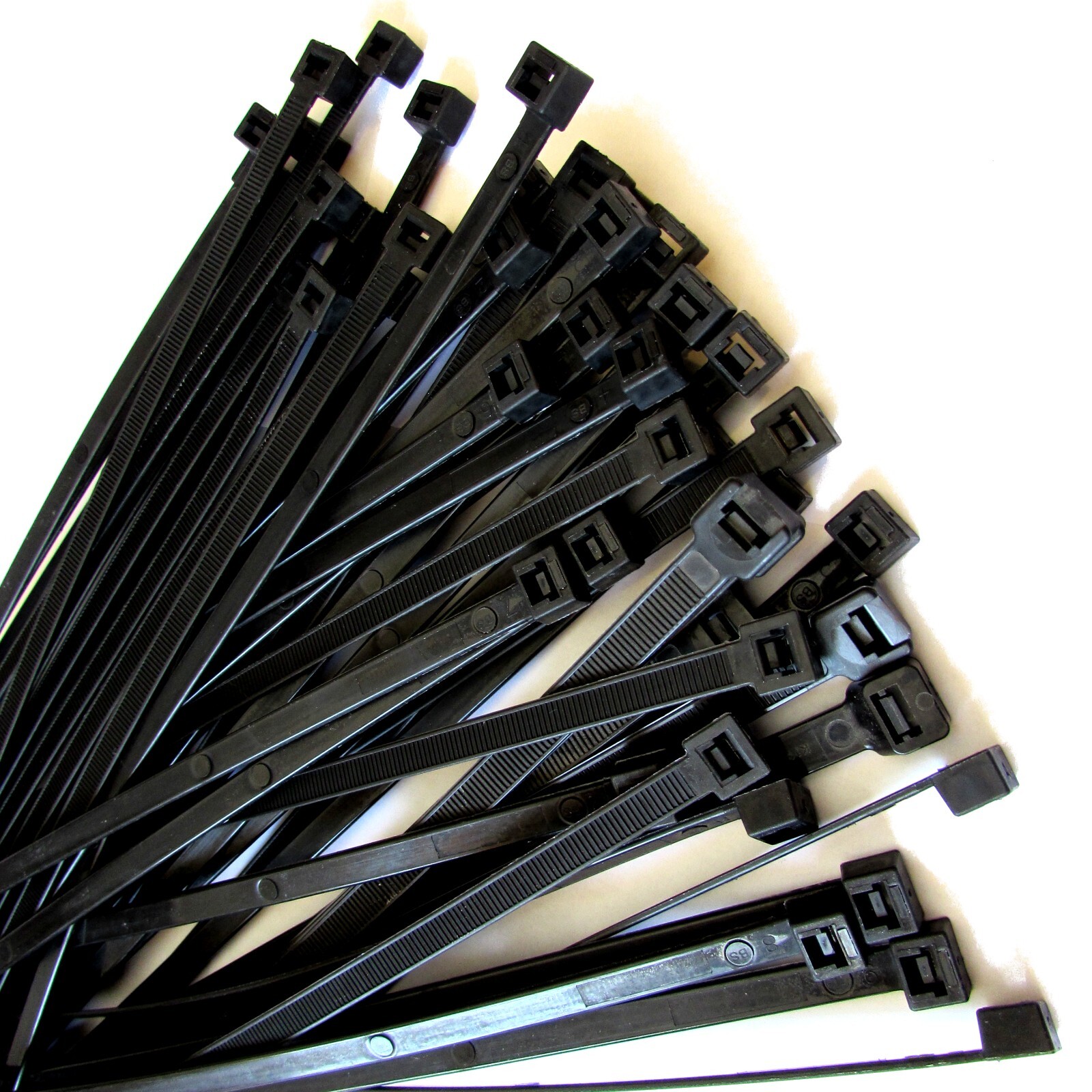 Cable Zip Ties 2000pcs Heavy Duty 120lb 14″ UV Resistant Black